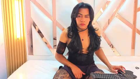 Snapshot of anaisa_tp chatting on 17, 10, 2025 Ana online show from 17, 10, 2025