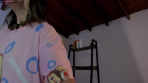 ..a n a i s  c o o p e r .. online show from 7, 4, 2026