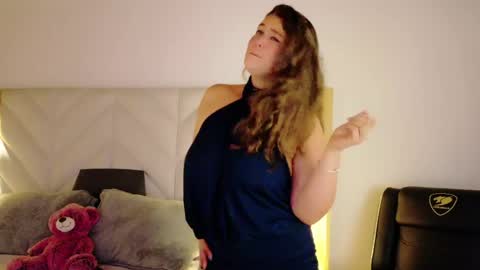 Anaise  online show from 27, 5, 2026