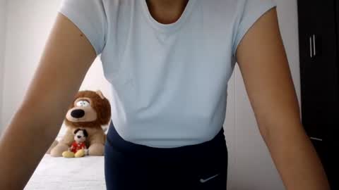 Snapshot of anaju26 chatting on 16, 6, 2026 anaju26 online show from 16, 6, 2026