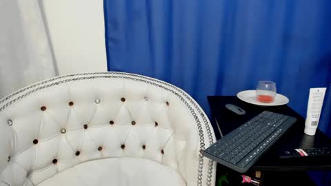 Snapshot of analia18_ chatting on 15, 1, 2025 analia18 online show from 15, 1, 2025