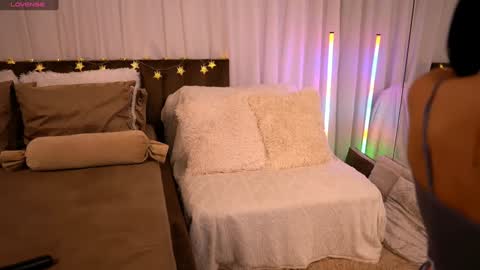 Snapshot of anarhodes chatting on 15, 1, 2025 Anna online show from 15, 1, 2025