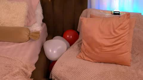 Snapshot of anarhodes chatting on 14, 2, 2025 Anna online show from 14, 2, 2025