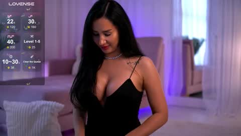 Snapshot of anarhodes chatting on 14, 11, 2025 Anna online show from 14, 11, 2025