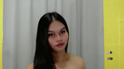 Snapshot of anaruru_ chatting on 2, 12, 2024 ANA online show from 2, 12, 2024