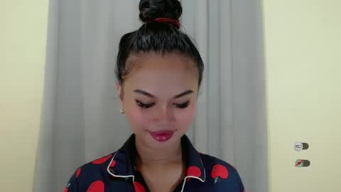 Snapshot of anaruru_ chatting on 12, 2, 2025 ANA online show from 12, 2, 2025