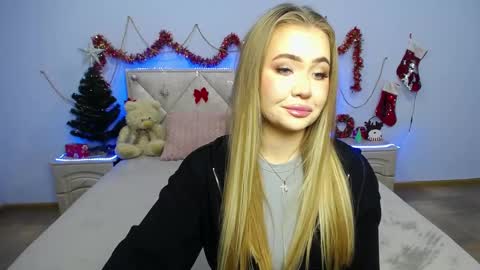 anastacyyellig online show from 6, 1, 2025