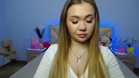 anastacyyellig online show from 29, 1, 2025