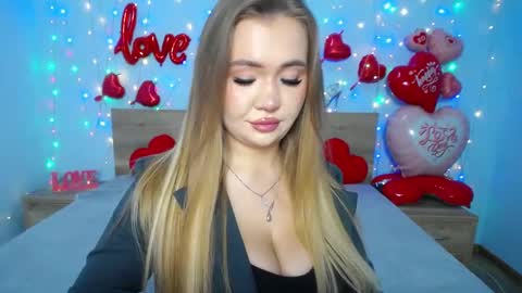 anastacyyellig online show from 17, 2, 2025