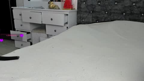  ANASTASIA DANGER  online show from 25, 1, 2025