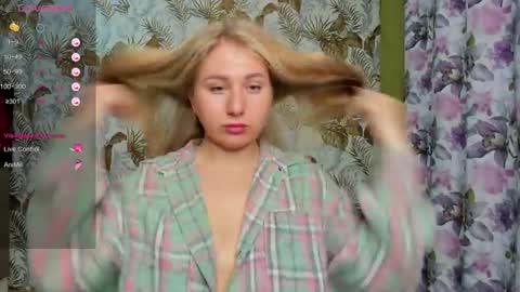 Snapshot of anastasia_gold1 chatting on 8, 8, 2026 anna online show from 8, 8, 2026