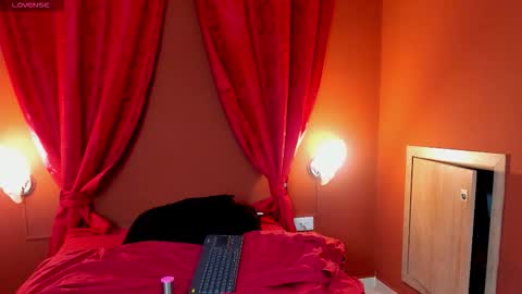 anazztasia_squirt online show from 16, 12, 2025