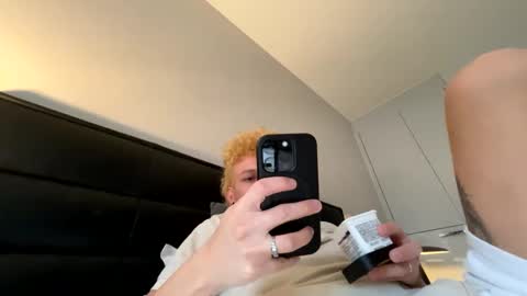 Snapshot of anddres_boss chatting on 15, 2, 2025 Tell Me ANDRESS ----- online show from 15, 2, 2025