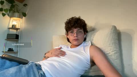 Snapshot of anddres_boss chatting on 29, 9, 2025 Tell Me ANDRESS ----- online show from 29, 9, 2025