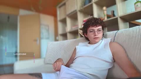 Snapshot of anddres_boss chatting on 4, 10, 2025 Tell Me ANDRESS ----- online show from 4, 10, 2025