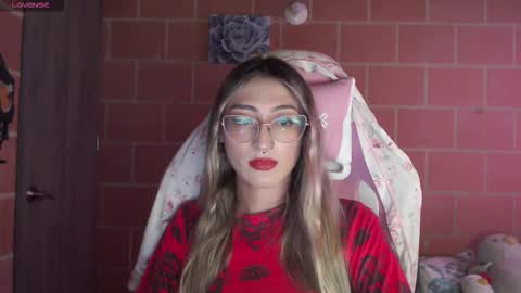 Andrea  online show from 30, 10, 2025