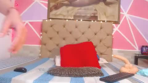 andrea ospina1 online show from 2, 3, 2025