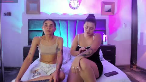 Andrea  Karina online show from 10, 12, 2024