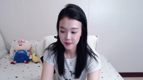 Snapshot of andreakimr chatting on 5, 7, 2026 andreakimr online show from 5, 7, 2026
