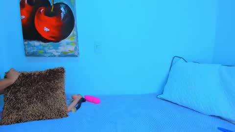 Snapshot of andreamodel chatting on 16, 2, 2025 andrea online show from 16, 2, 2025