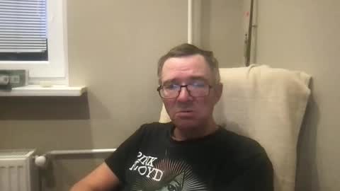 Snapshot of andreass60 chatting on 20, 10, 2025 andreass60 online show from 20, 10, 2025