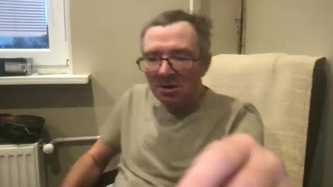 Snapshot of andreass60 chatting on 25, 10, 2025 andreass60 online show from 25, 10, 2025