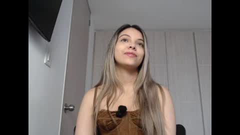 Snapshot of andreau_19 chatting on 3, 7, 2026 andreau 19 online show from 3, 7, 2026