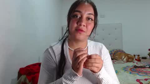 Snapshot of andrebigboobs chatting on 2, 2, 2025 Andre online show from 2, 2, 2025