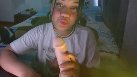 Snapshot of andrebigboobs chatting on 27, 2, 2025 Andre online show from 27, 2, 2025