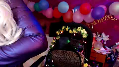 andreeajj online show from 11, 12, 2024