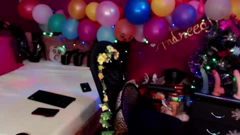 andreeajj online show from 1, 1, 2025