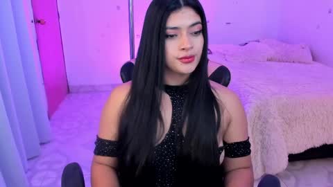 Snapshot of andreeart chatting on 12, 5, 2026 ig online show from 12, 5, 2026
