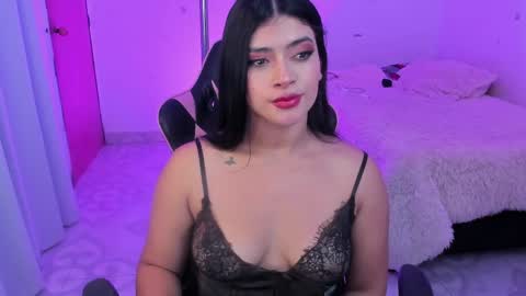 Snapshot of andreeart chatting on 13, 5, 2026 ig online show from 13, 5, 2026