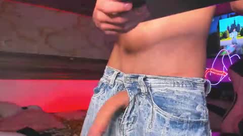 Snapshot of andrees_s chatting on 3, 12, 2025 andrees_s online show from 3, 12, 2025