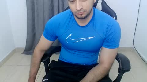 andres180950734 online show from 3, 10, 2025