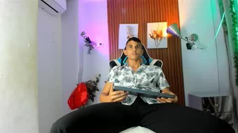 andres_belari online show from 11, 10, 2025