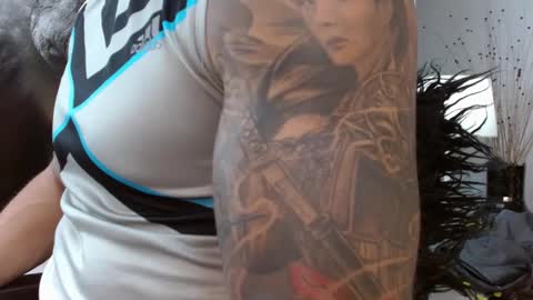 Snapshot of andres_clark chatting on 15, 2, 2025 insta andres clark online show from 15, 2, 2025