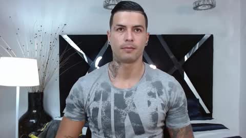 Snapshot of andres_clark chatting on 3, 3, 2025 insta andres clark online show from 3, 3, 2025