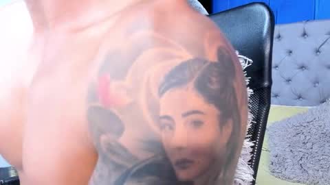 Snapshot of andres_clark chatting on 8, 10, 2025 insta andres clark online show from 8, 10, 2025