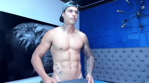 Snapshot of andres_clark chatting on 14, 2, 2026 insta andres clark online show from 14, 2, 2026