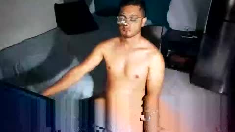 Snapshot of andresvergon85 chatting on 20, 1, 2025 andresvergon85 online show from 20, 1, 2025