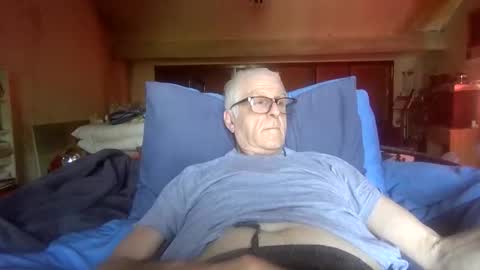 Andrew online show from 25, 5, 2026