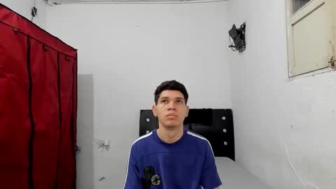 andrew_2811 online show from 9, 2, 2026