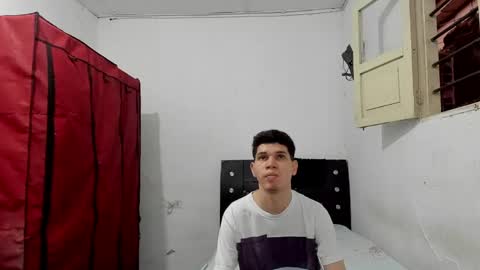 andrew_2811 online show from 10, 5, 2026