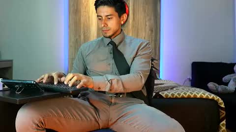 Andrew online show from 9, 9, 2025