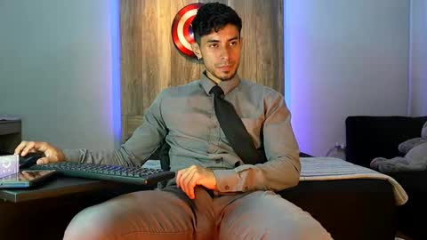 Andrew online show from 8, 11, 2025