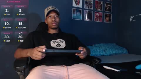 Snapshot of andrew_hoult chatting on 22, 1, 2025 Andrew online show from 22, 1, 2025