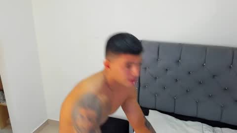 Snapshot of andrewadans02 chatting on 25, 11, 2025 andrew online show from 25, 11, 2025