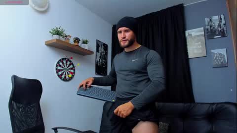 Andrew Diaz online show from 18, 2, 2025