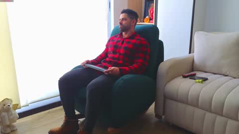 Snapshot of andrewfame chatting on 4, 12, 2024 Andrew online show from 4, 12, 2024